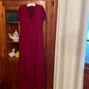 Lulu’s Wine Red Swiss Dot Maxi Dress NWT Size M